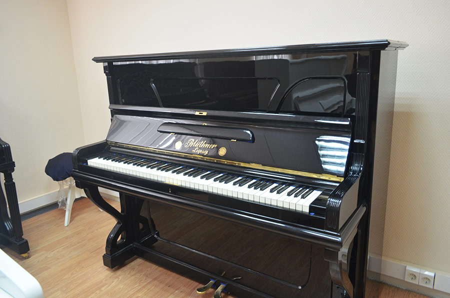 bluthner-piano21